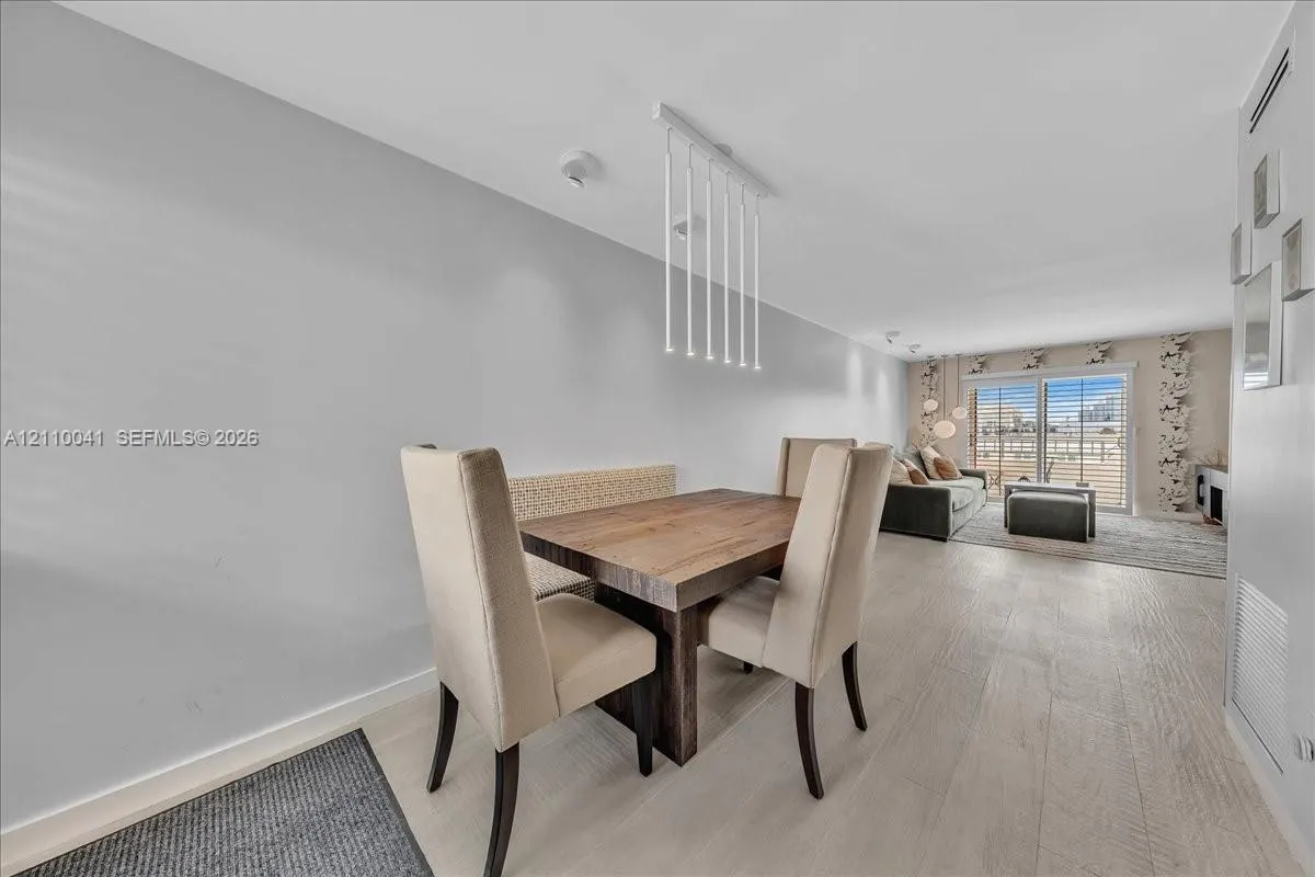 1610 Lenox Avenue #516