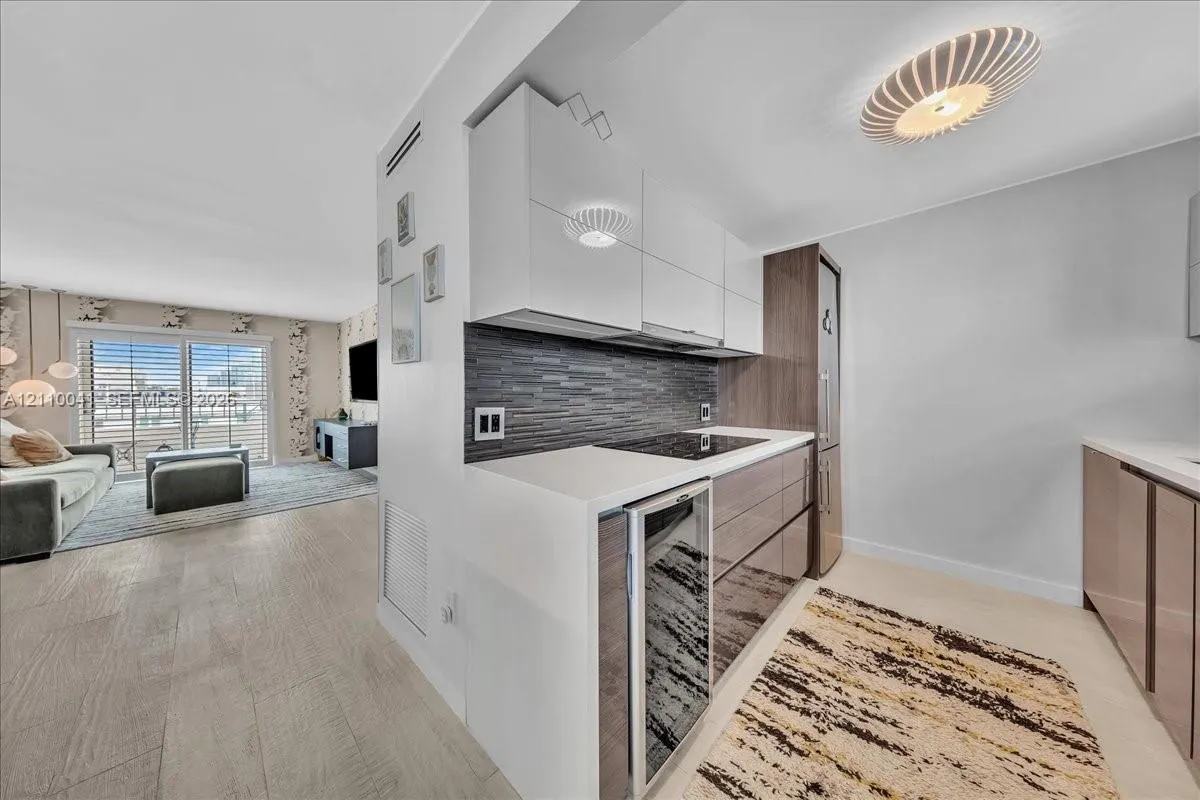1610 Lenox Avenue #516
