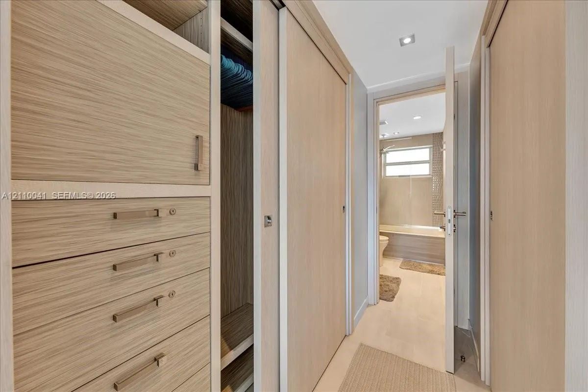 1610 Lenox Avenue #516