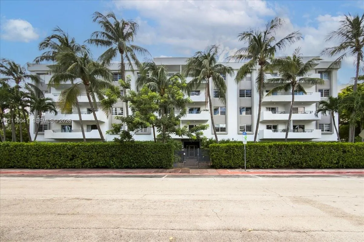 1610 Lenox Avenue #516
