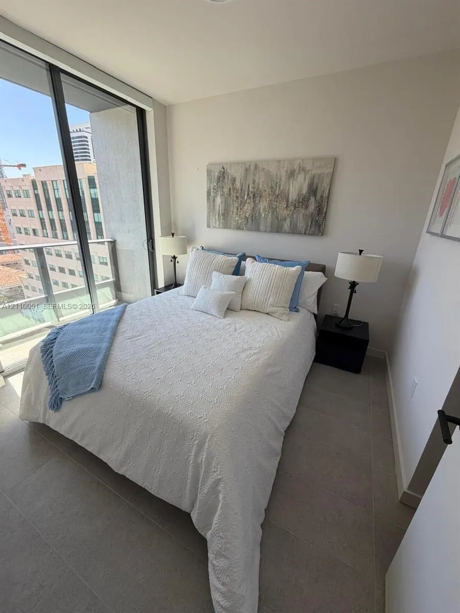 121 NE 5th Street #1703