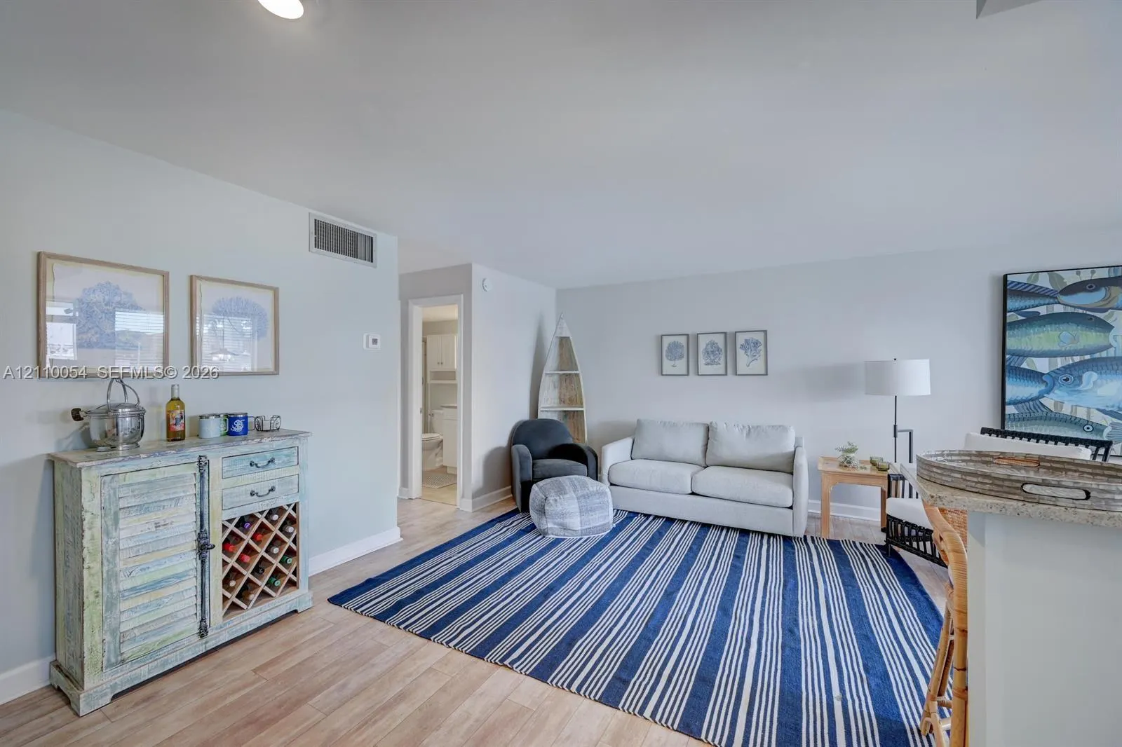 108 Paradise Harbour Boulevard #111