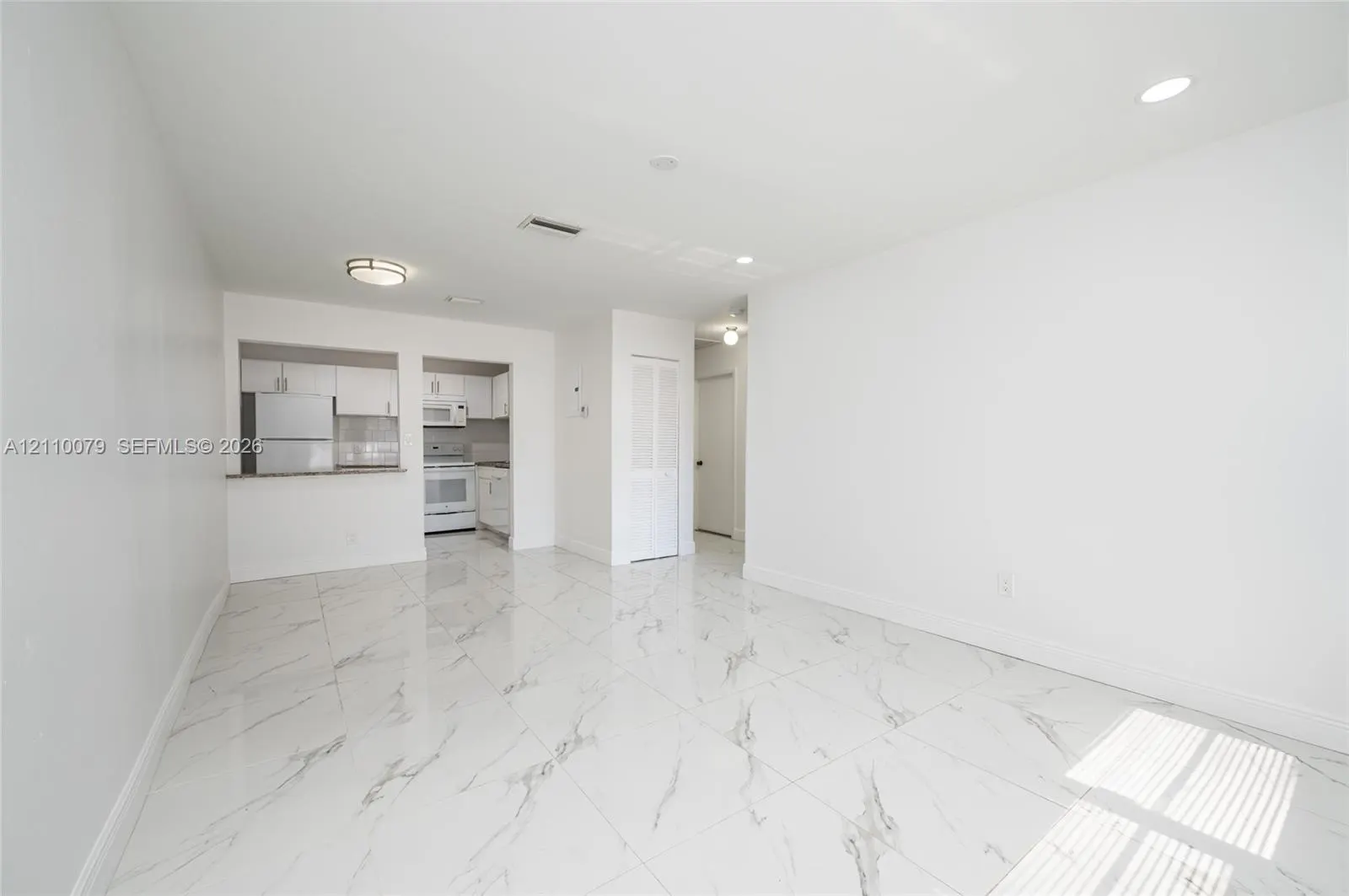 4106 NW 88th Avenue #3
