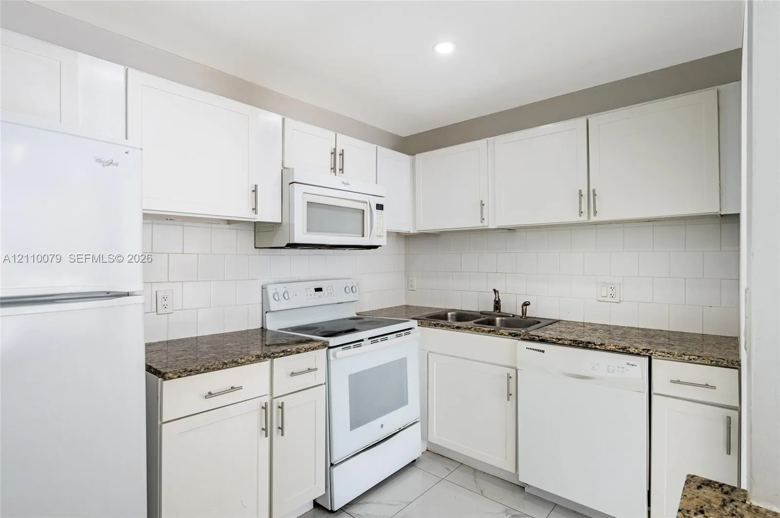 4106 NW 88th Avenue #3