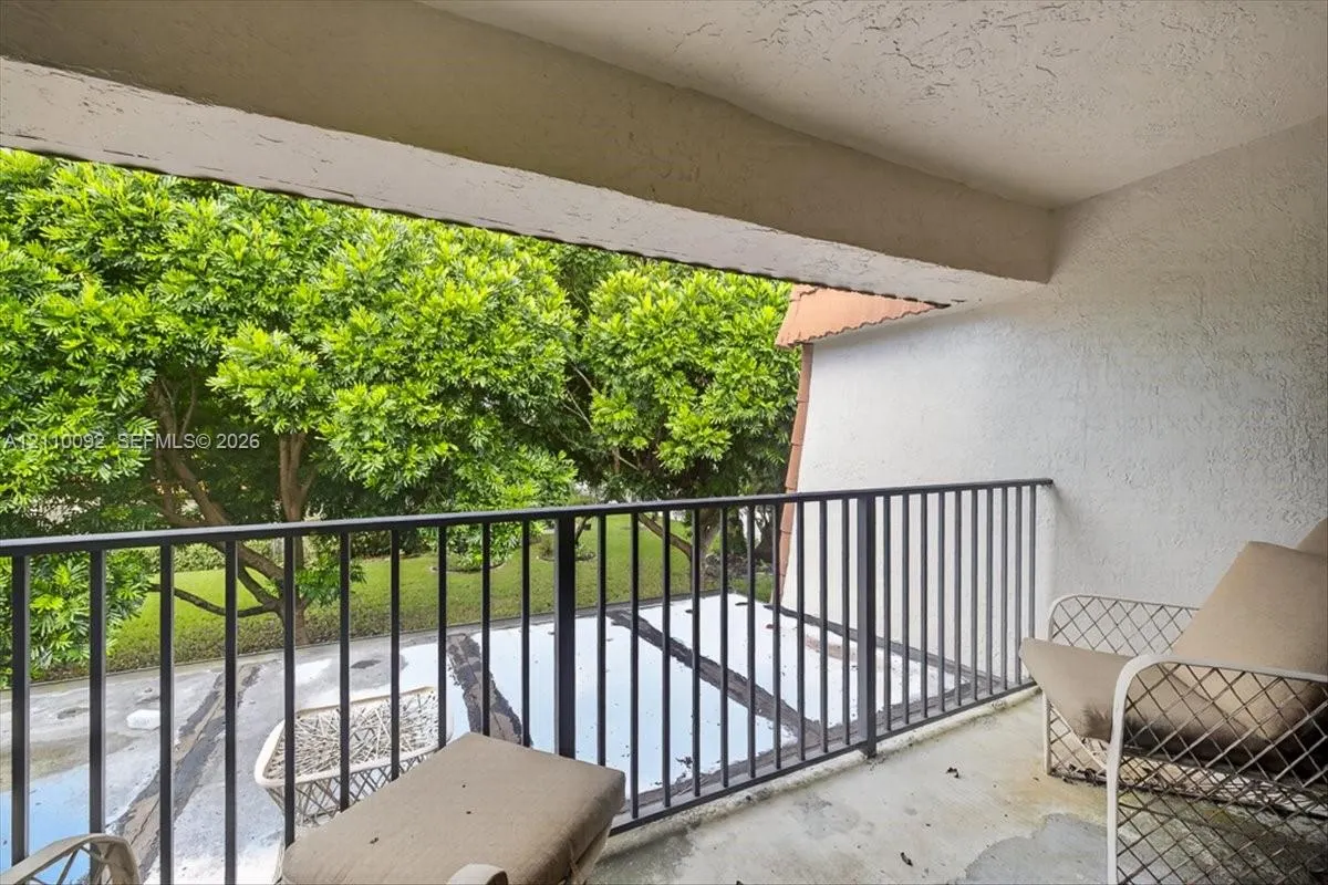 1403 SW 110th Way