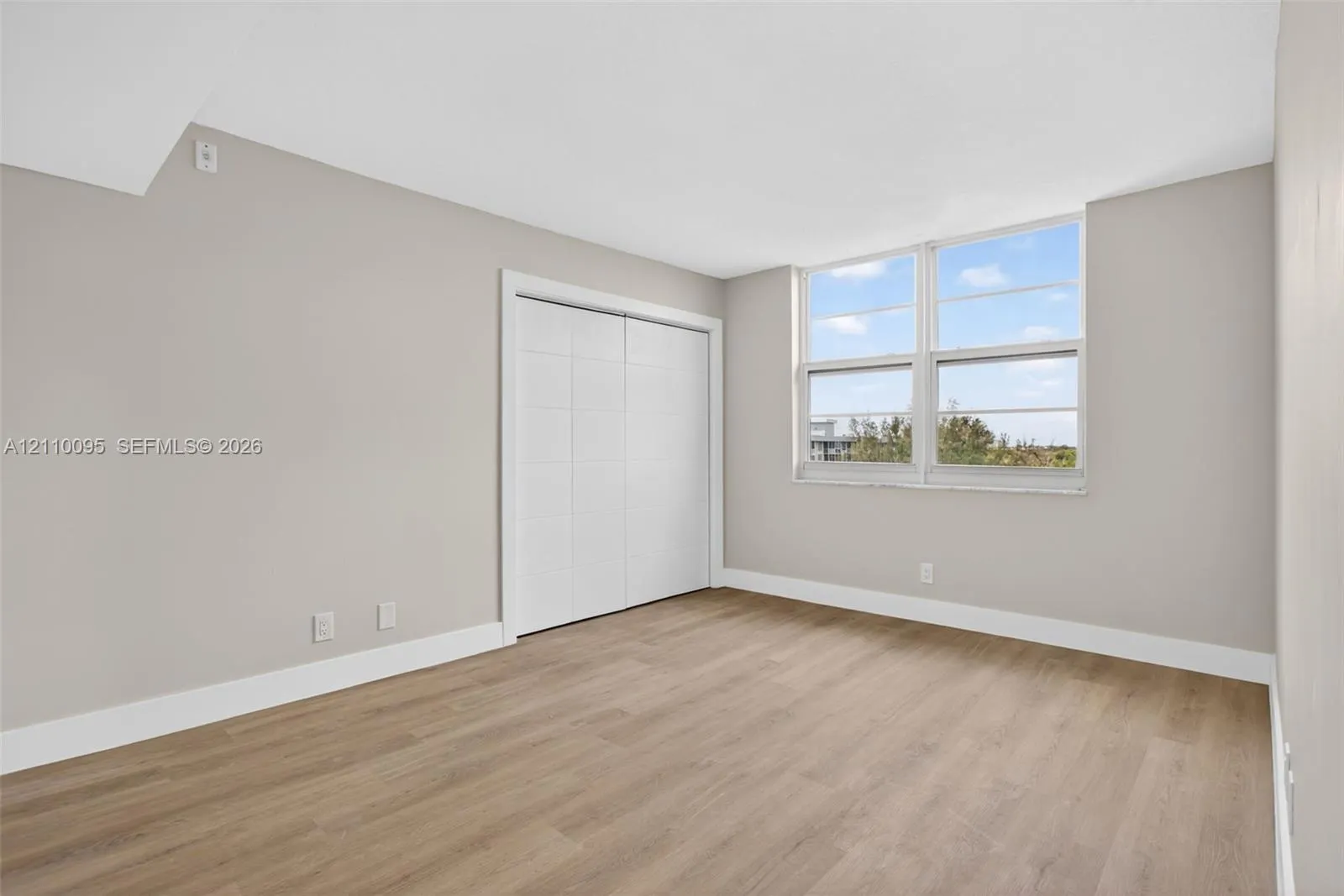 3090 N Course Drive #807