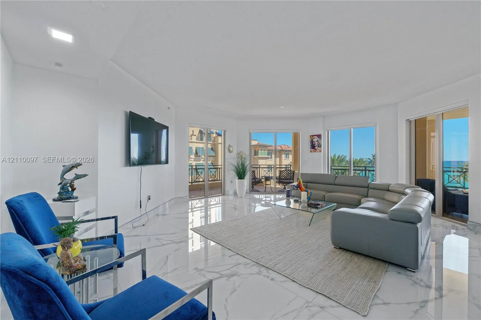 3415 N Ocean Drive #401