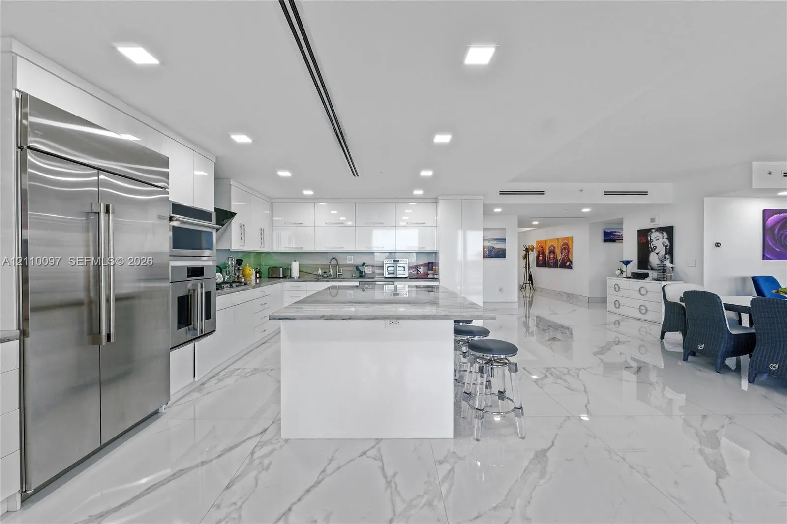 3415 N Ocean Drive #401