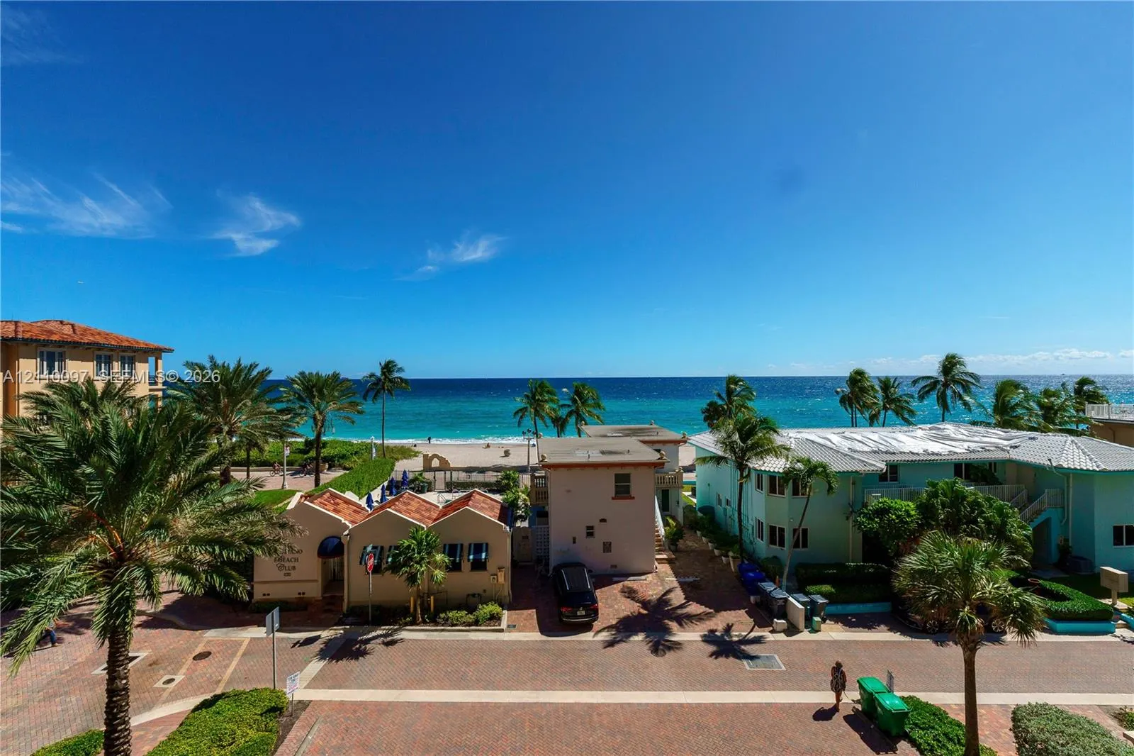 3415 N Ocean Drive #401
