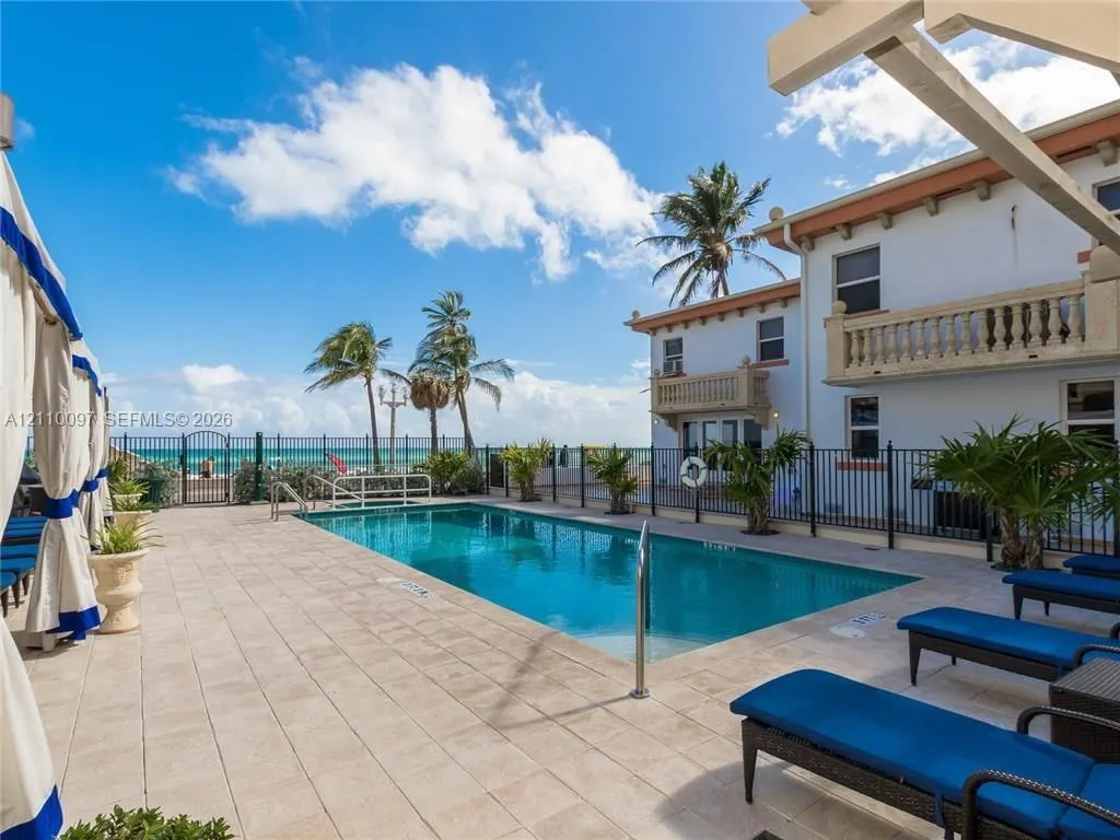 3415 N Ocean Drive #401