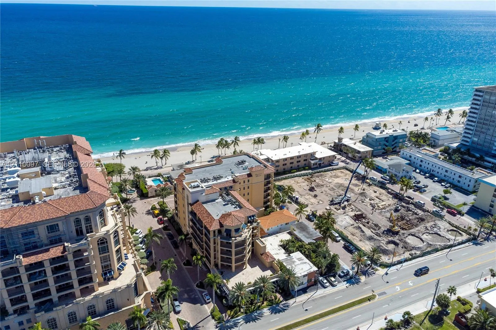 3415 N Ocean Drive #401