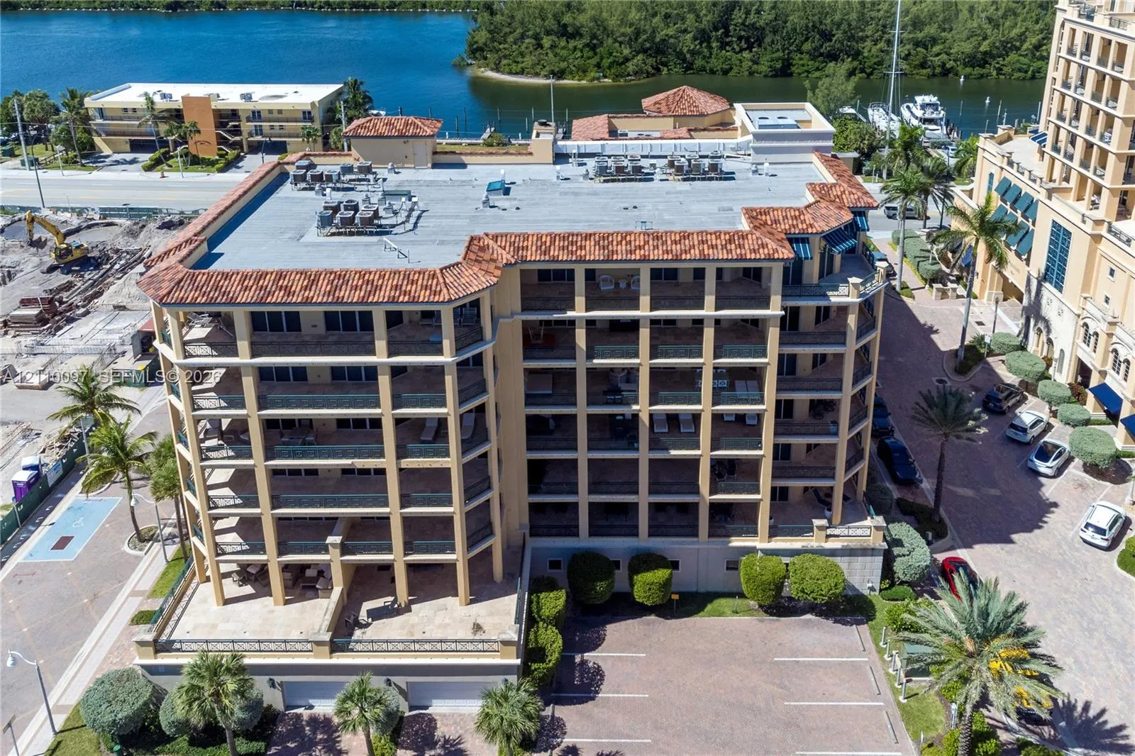 3415 N Ocean Drive #401