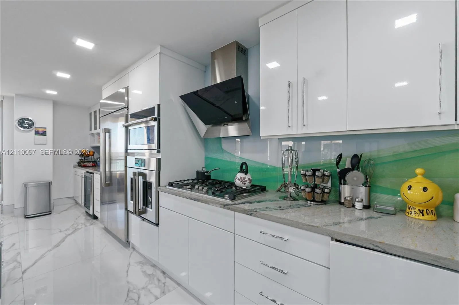 3415 N Ocean Drive #401