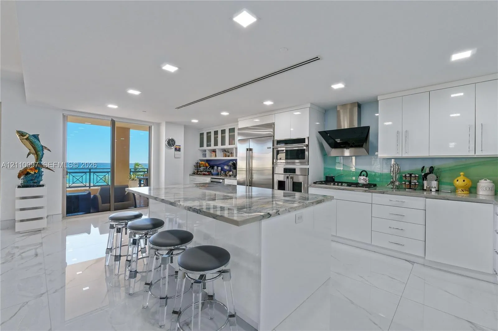 3415 N Ocean Drive #401