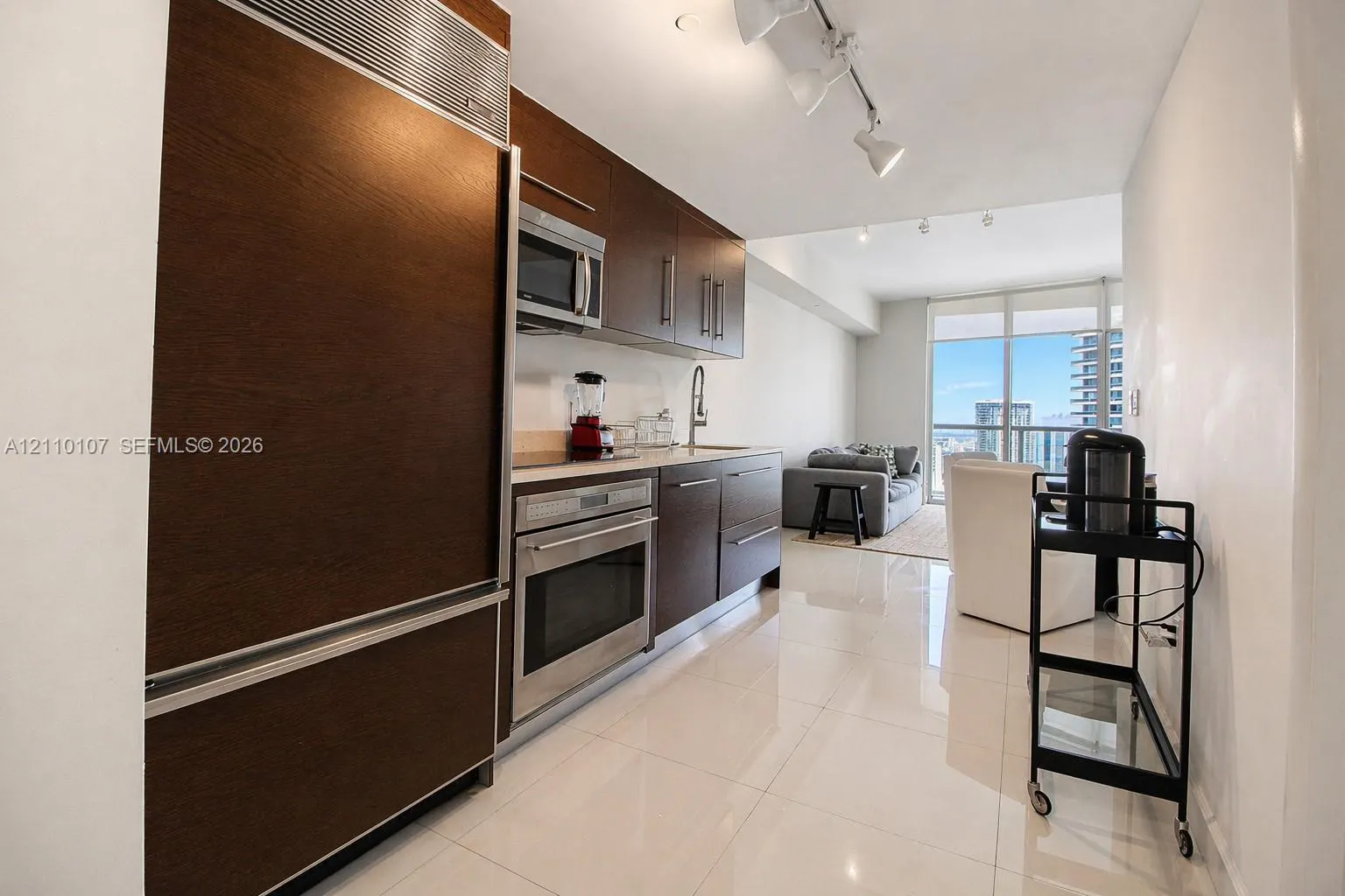 465 Brickell Avenue #4604