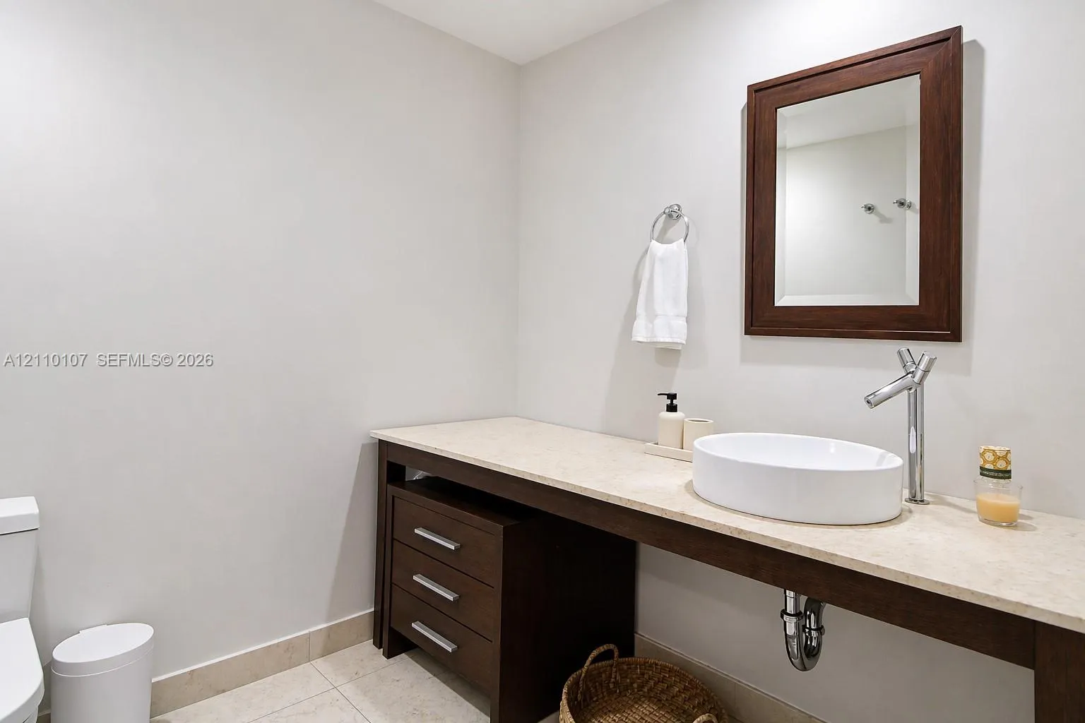 465 Brickell Avenue #4604