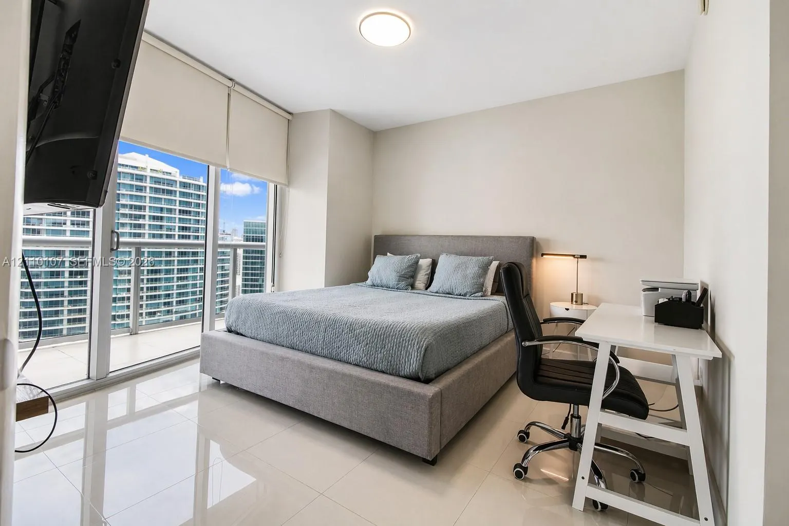 465 Brickell Avenue #4604