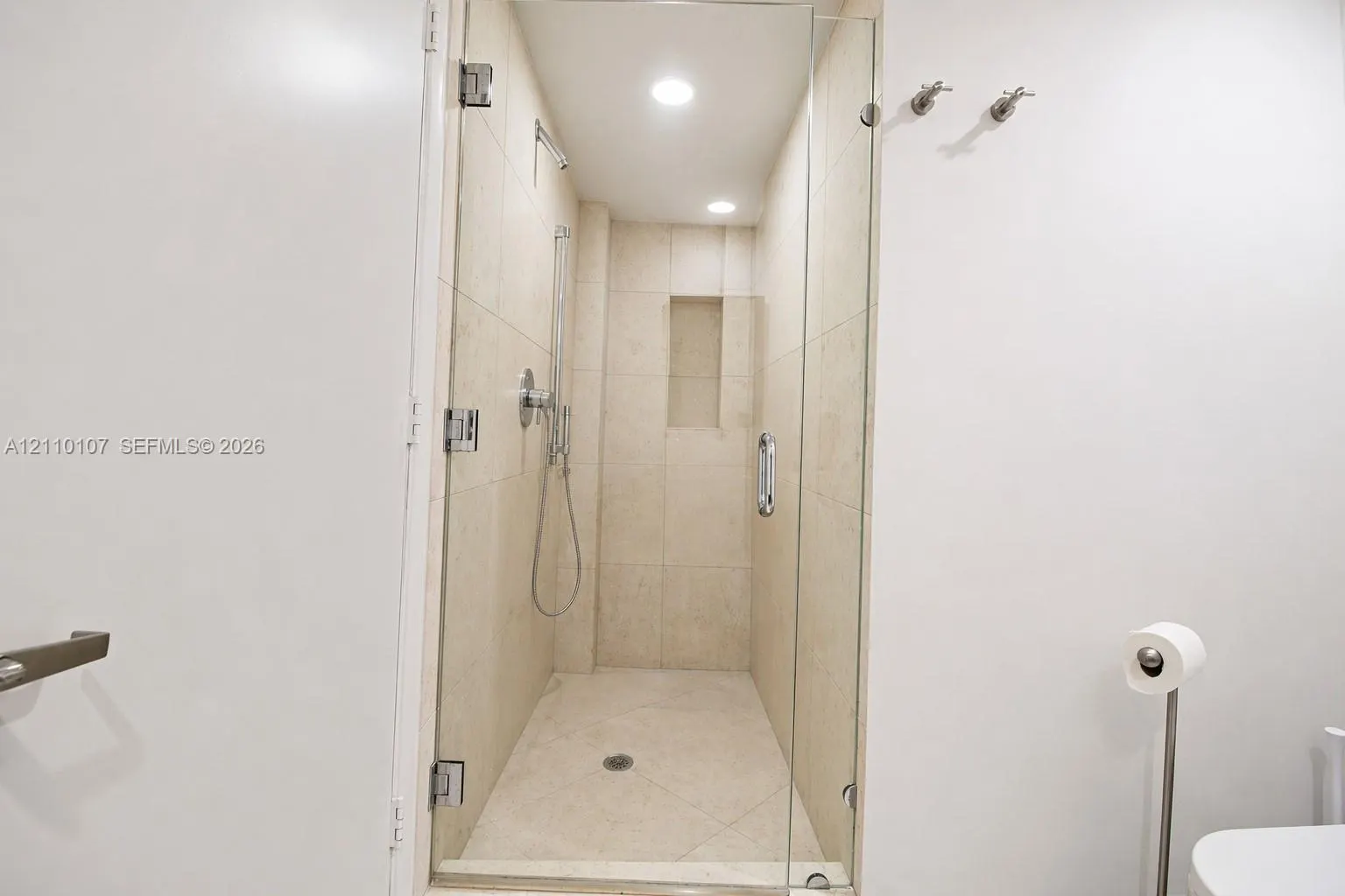 465 Brickell Avenue #4604