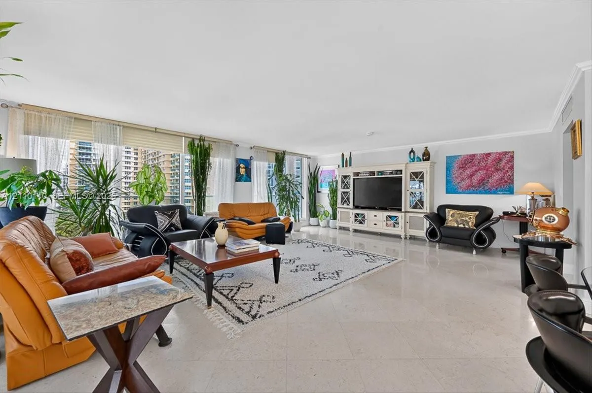 2751 S Ocean Drive #801N