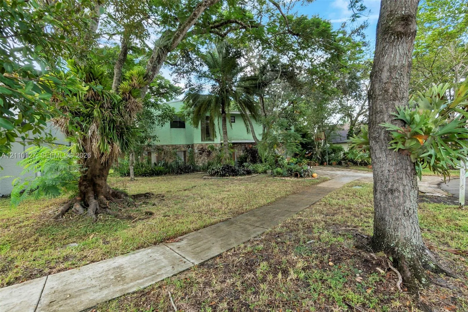 10164 SW 52nd Street