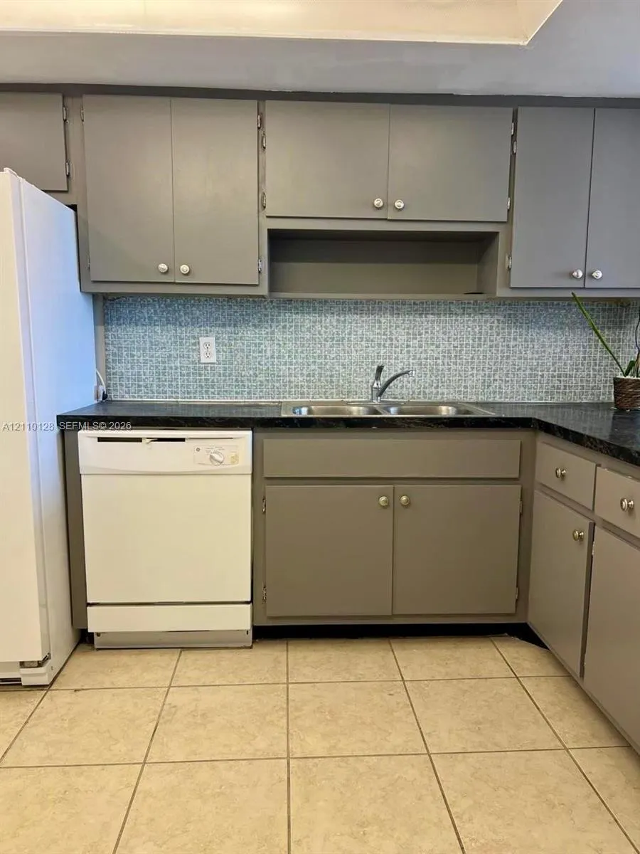 1351 NE Miami Gardens Drive #1624E