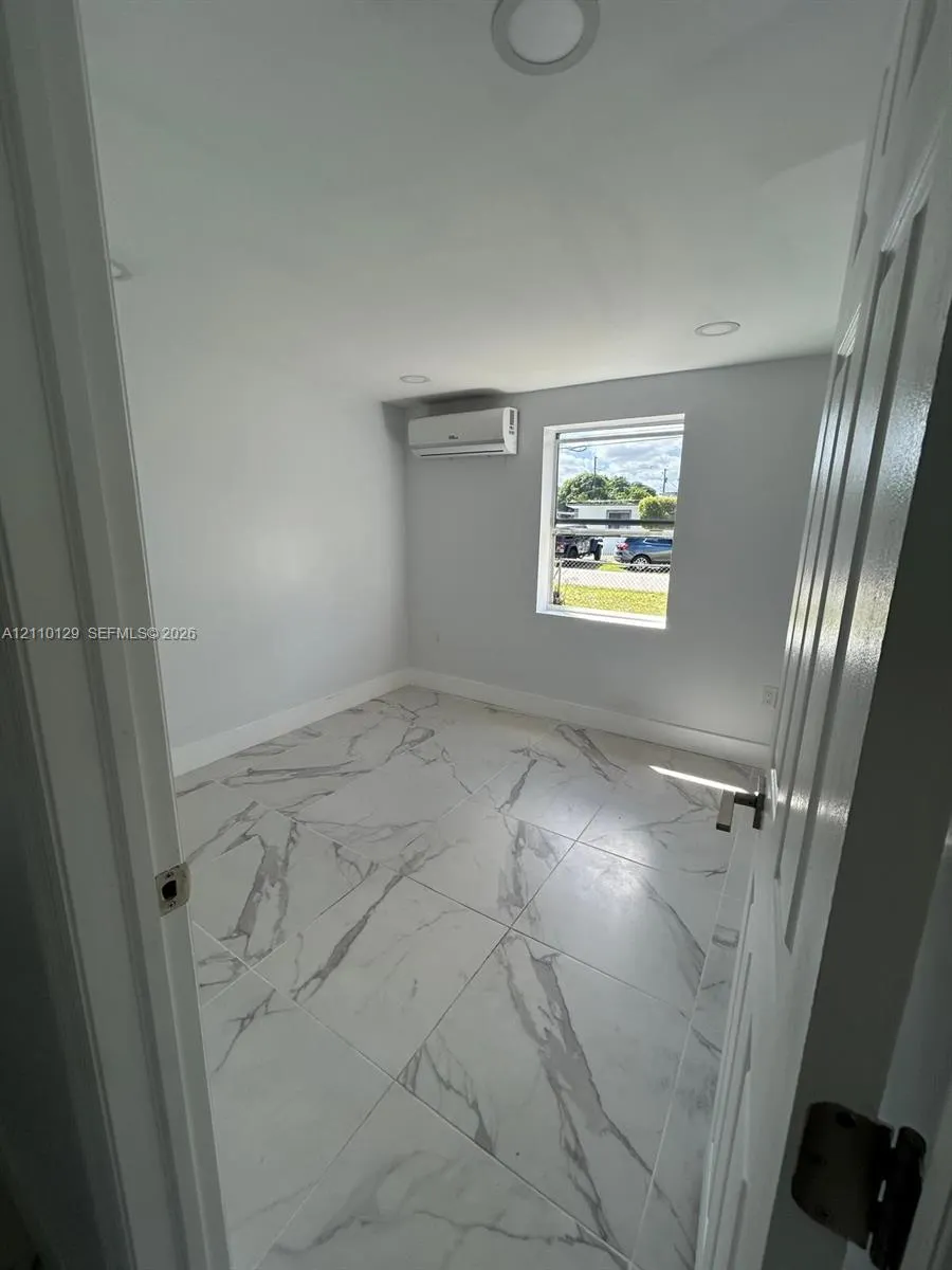 360 NE 174th Street #1