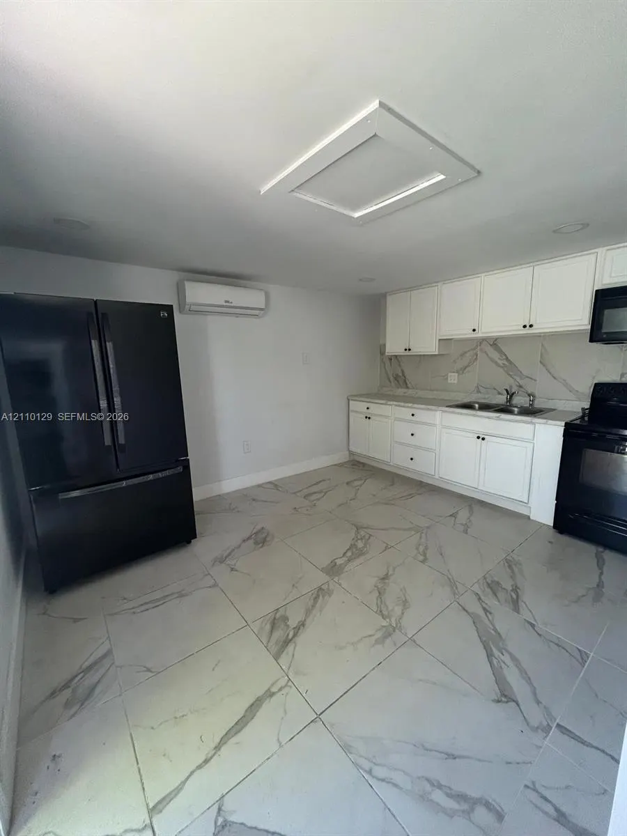 360 NE 174th Street #1