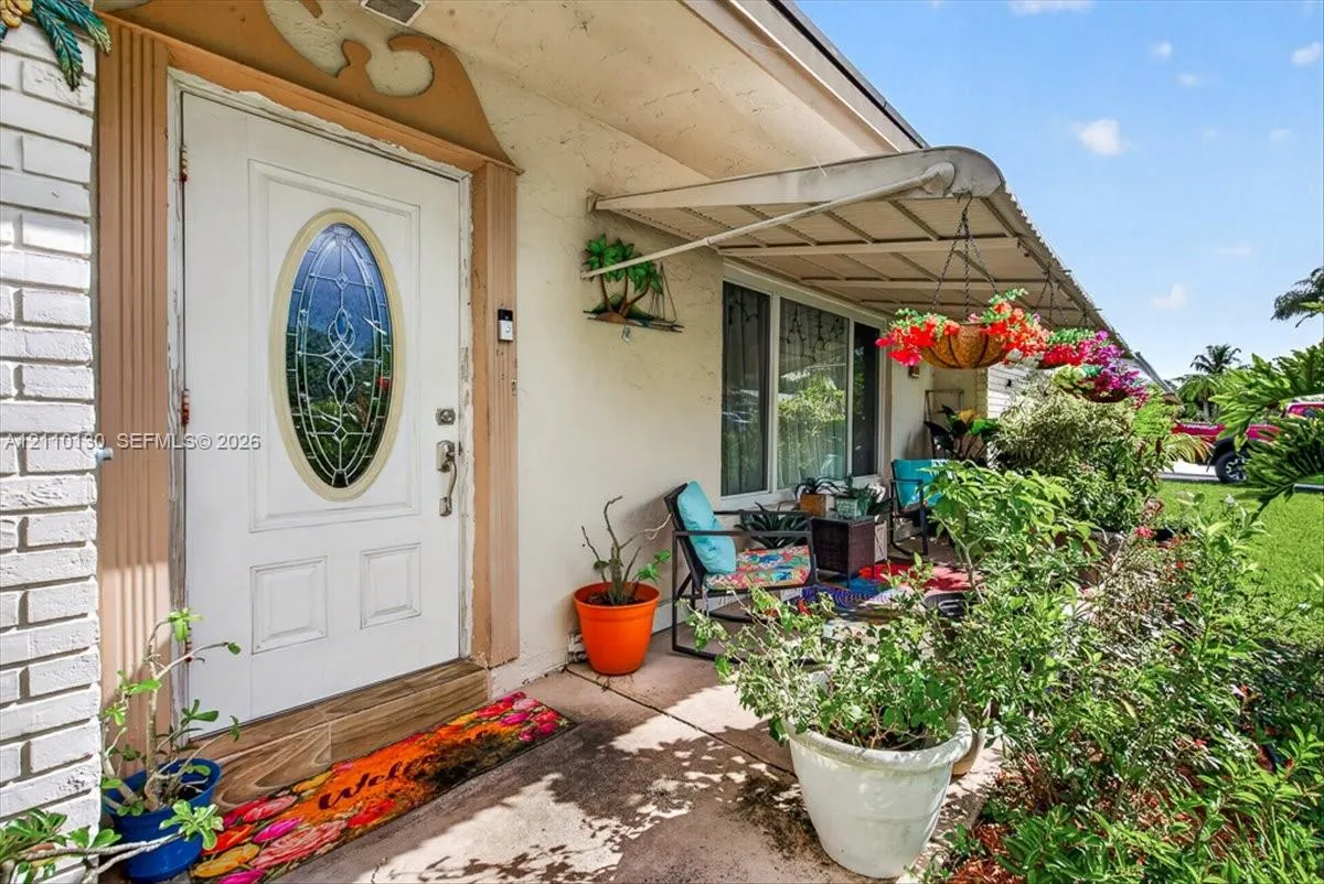 9417 NW 70th Place