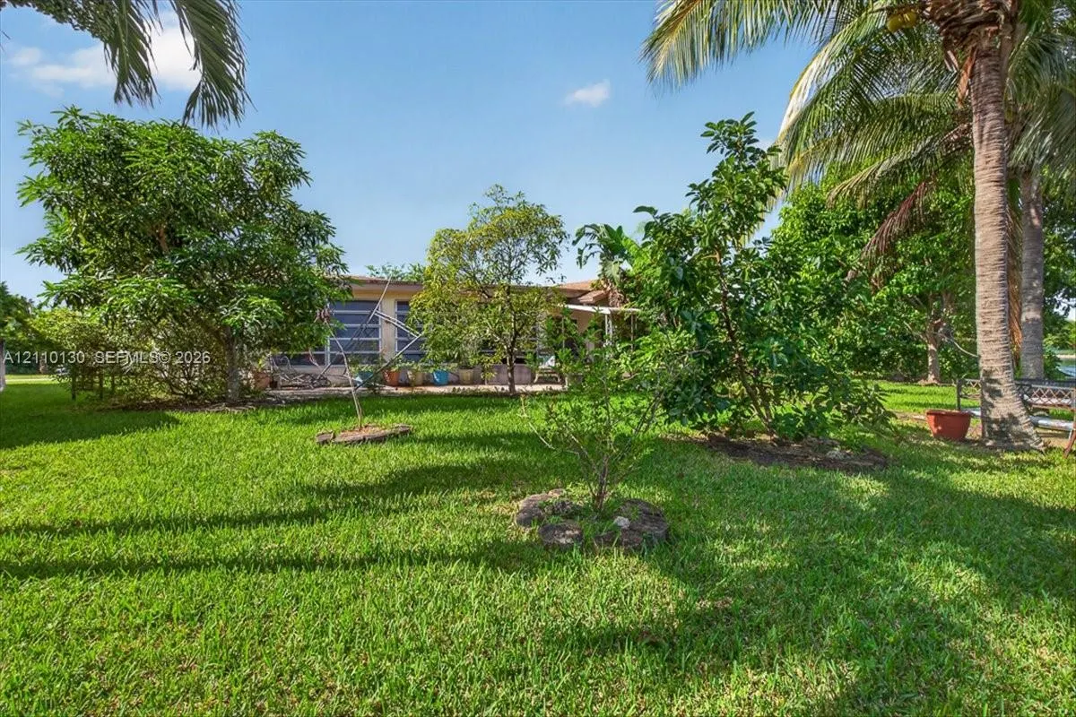9417 NW 70th Place