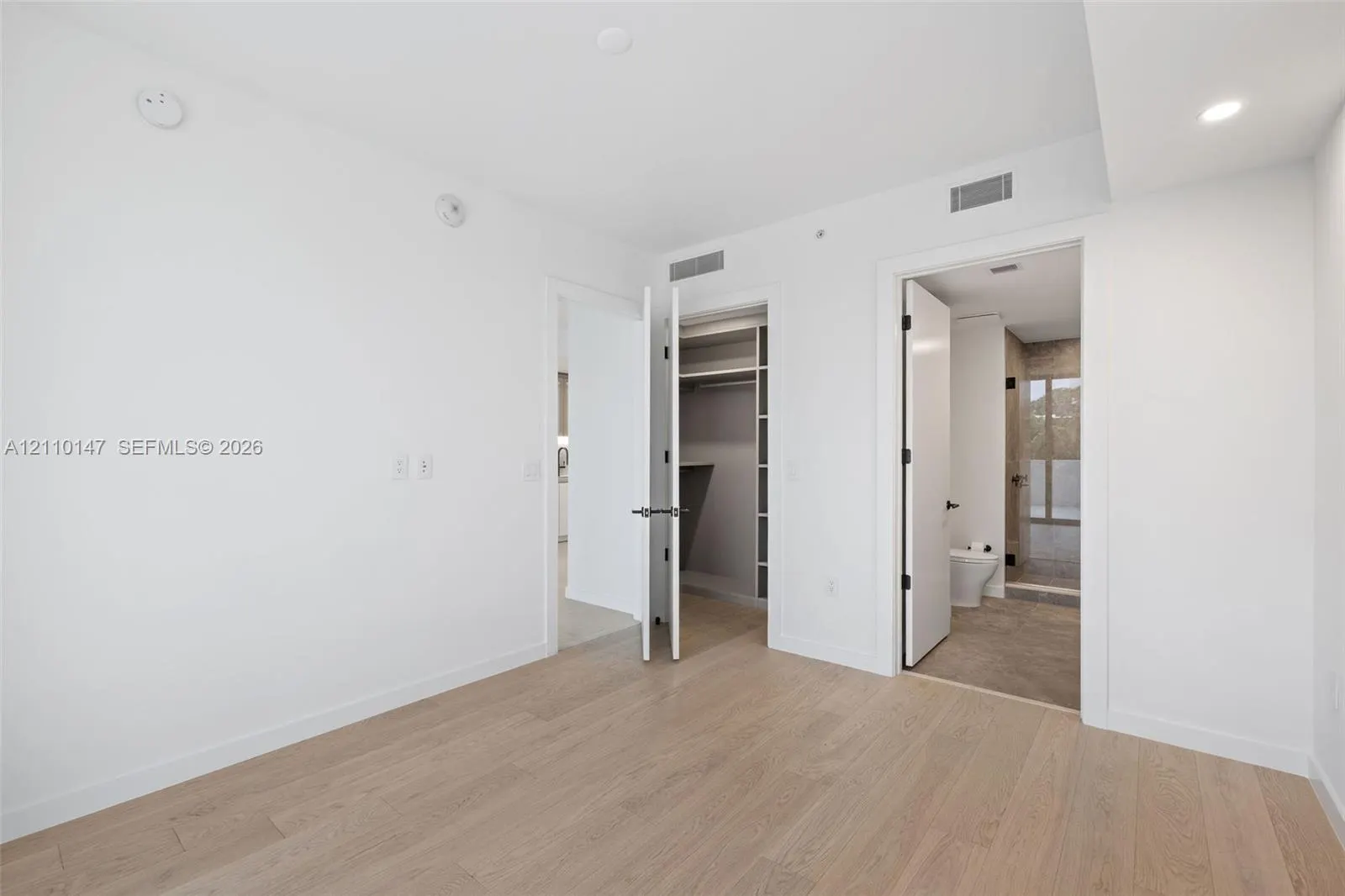 2200 Brickell Avenue #206