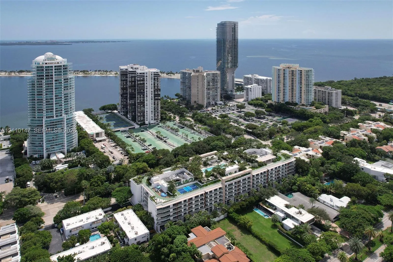 2200 Brickell Avenue #206