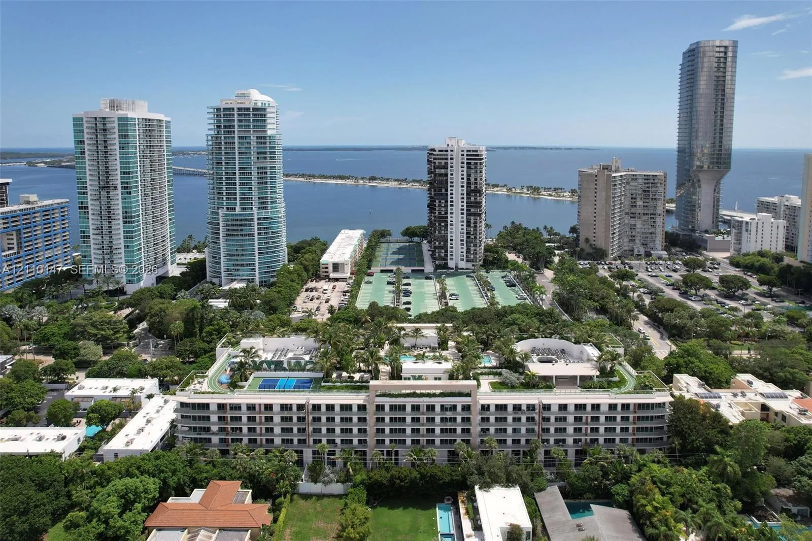 2200 Brickell Avenue #206