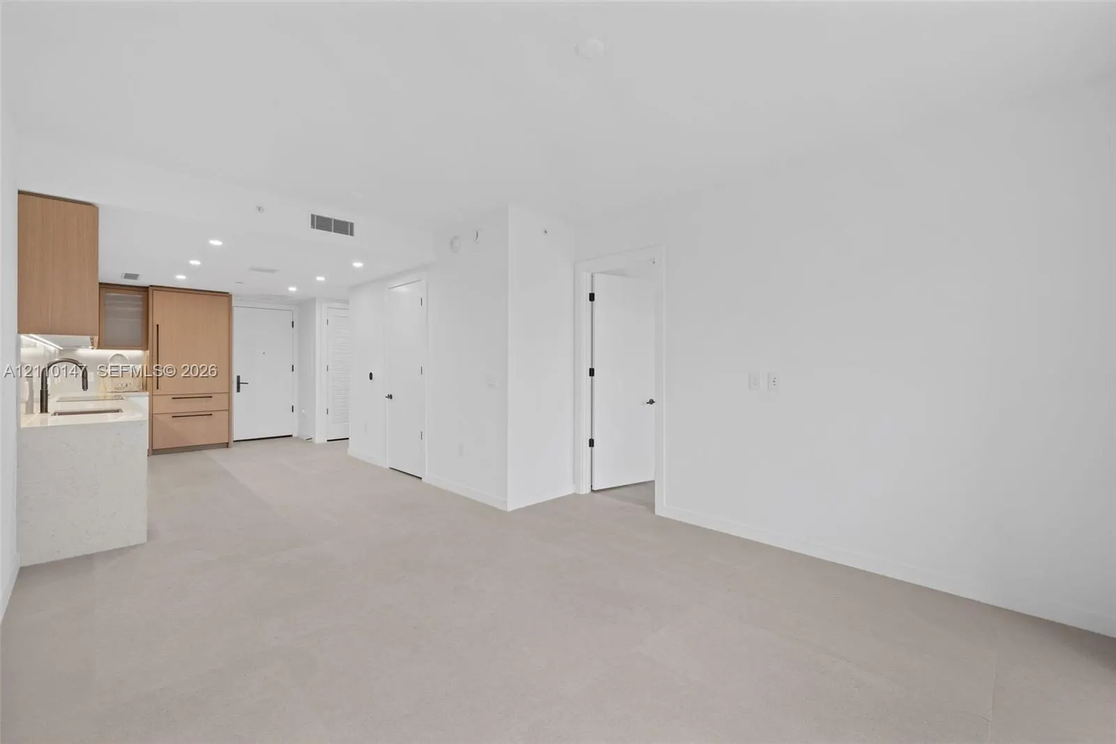 2200 Brickell Avenue #206