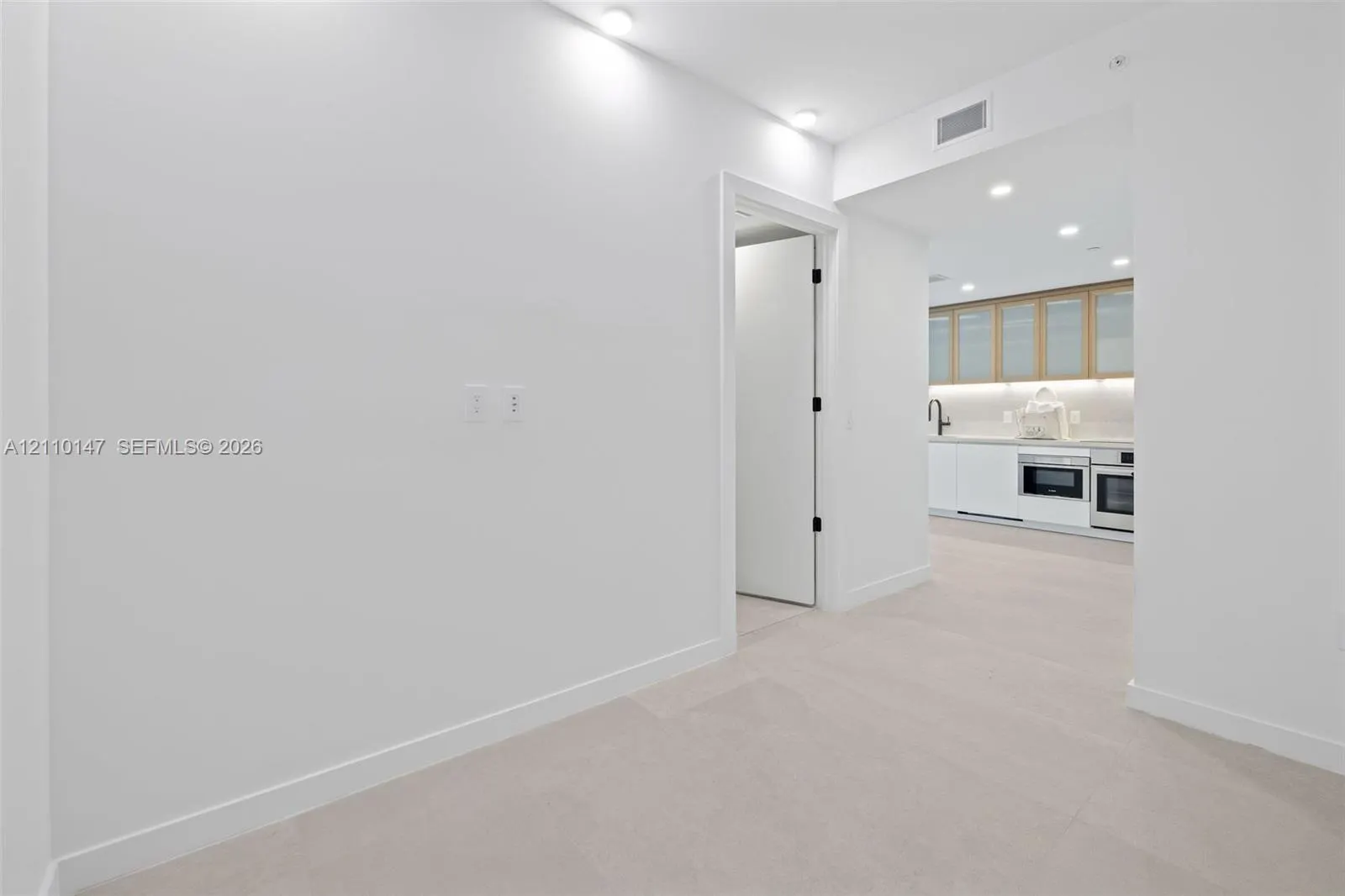 2200 Brickell Avenue #206