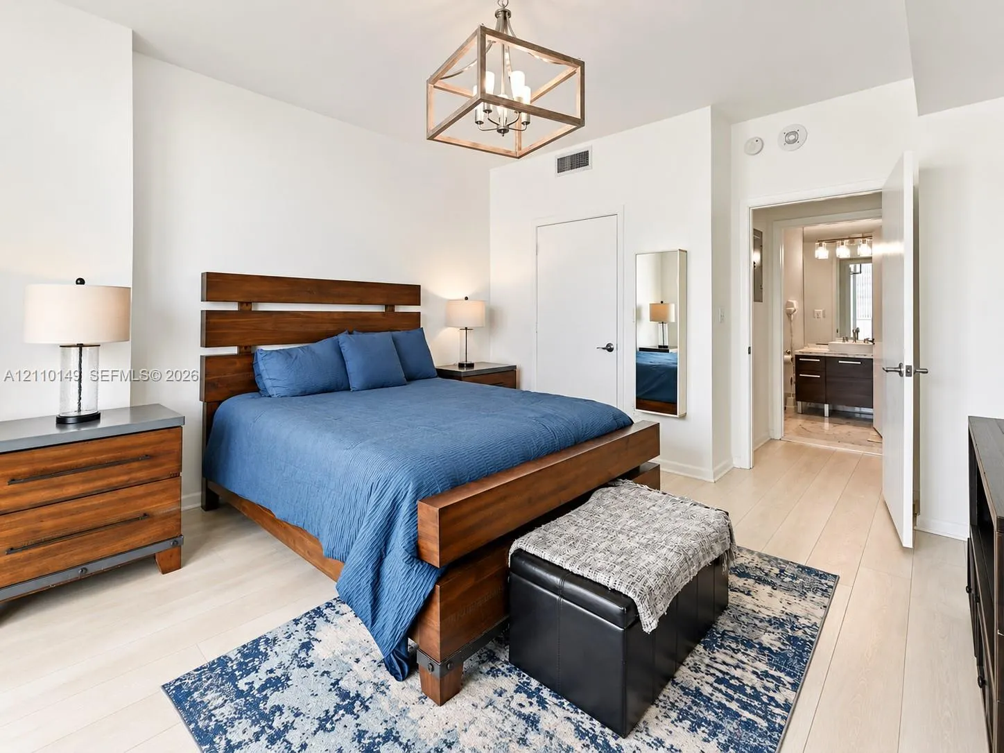 244 Biscayne Boulevard #2405