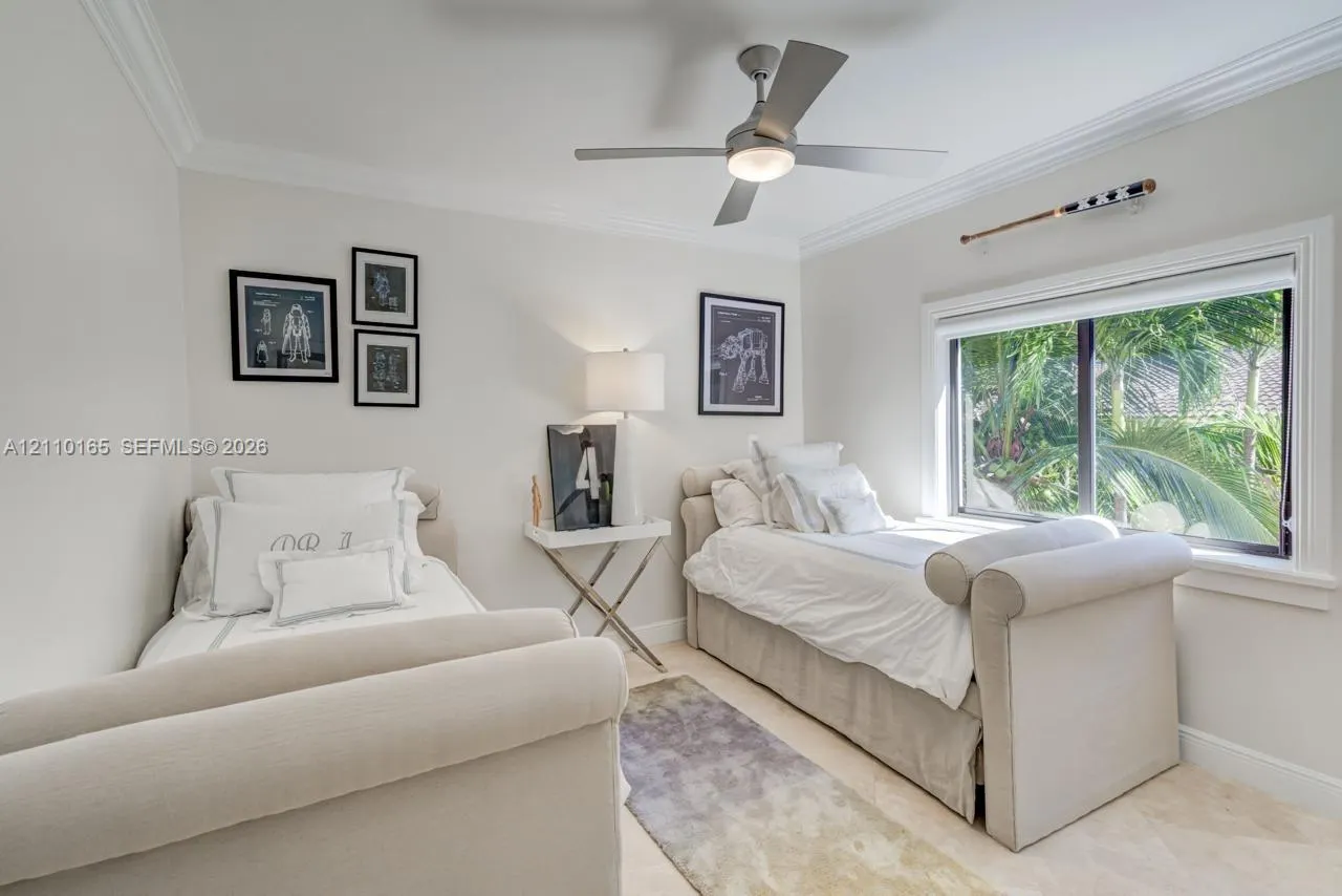 2624 Lincoln Avenue #2624