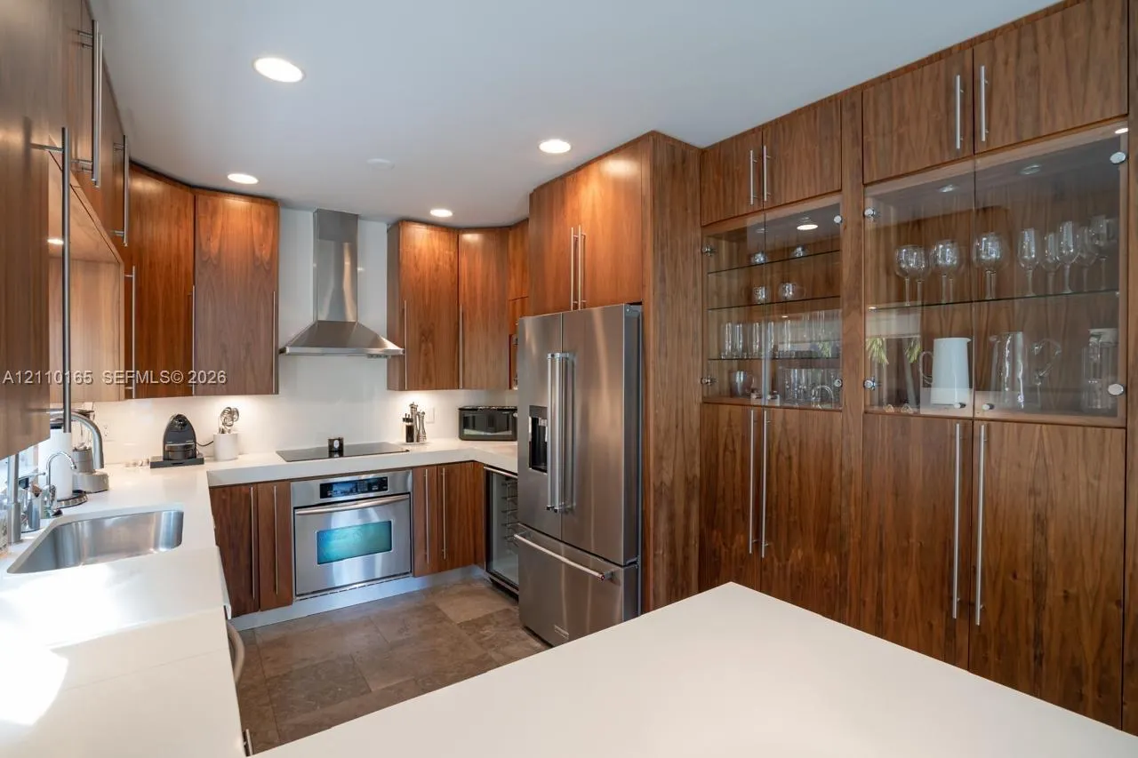 2624 Lincoln Avenue #2624