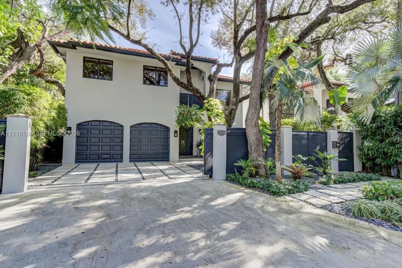 2624 Lincoln Avenue #2624