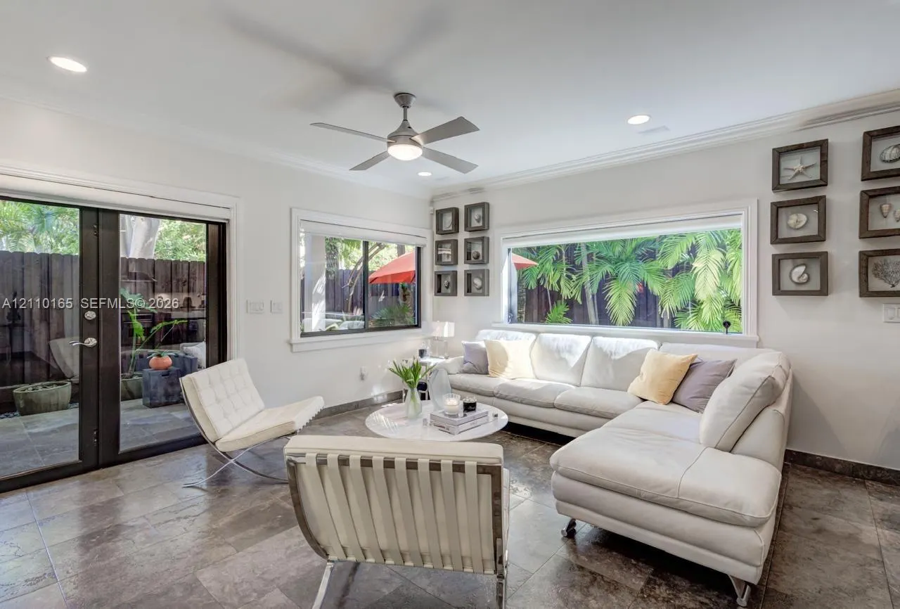 2624 Lincoln Avenue #2624