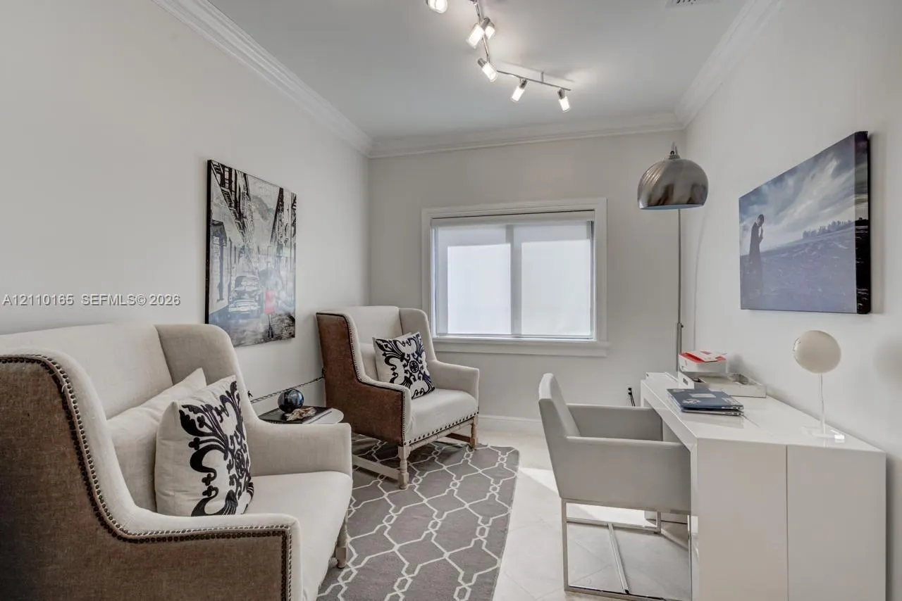 2624 Lincoln Avenue #2624