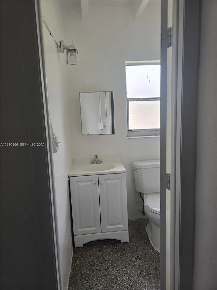 240 SW 11th Avenue #2