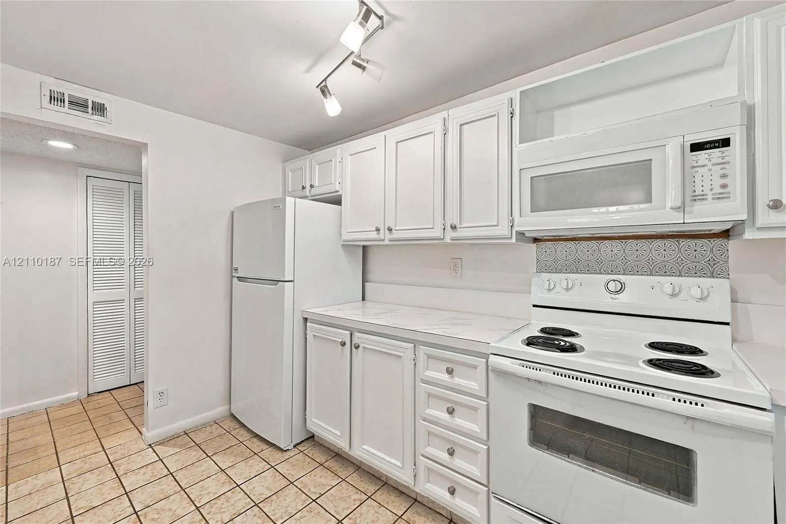4132 NW 88th Avenue #102