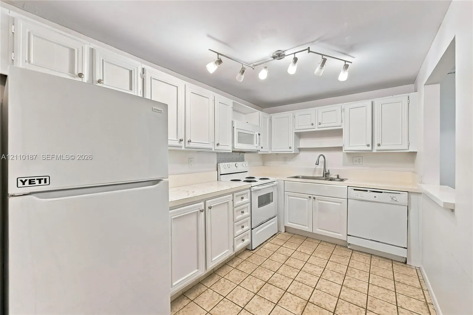 4132 NW 88th Avenue #102