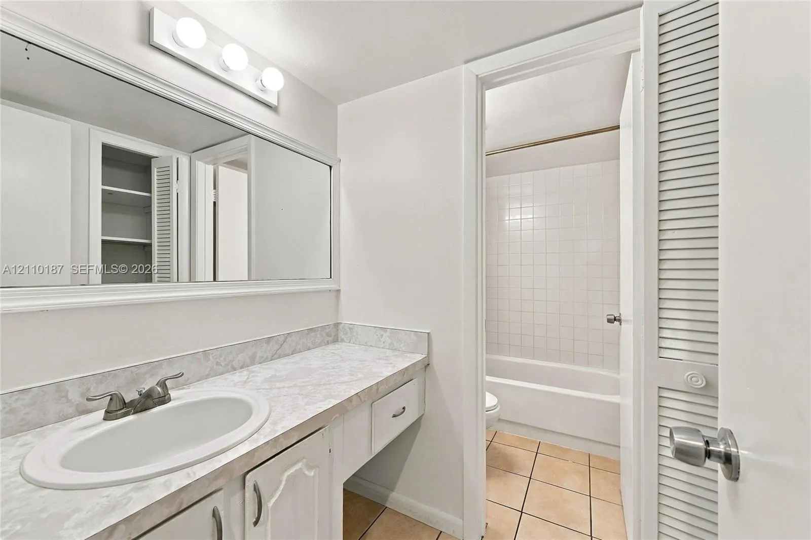 4132 NW 88th Avenue #102