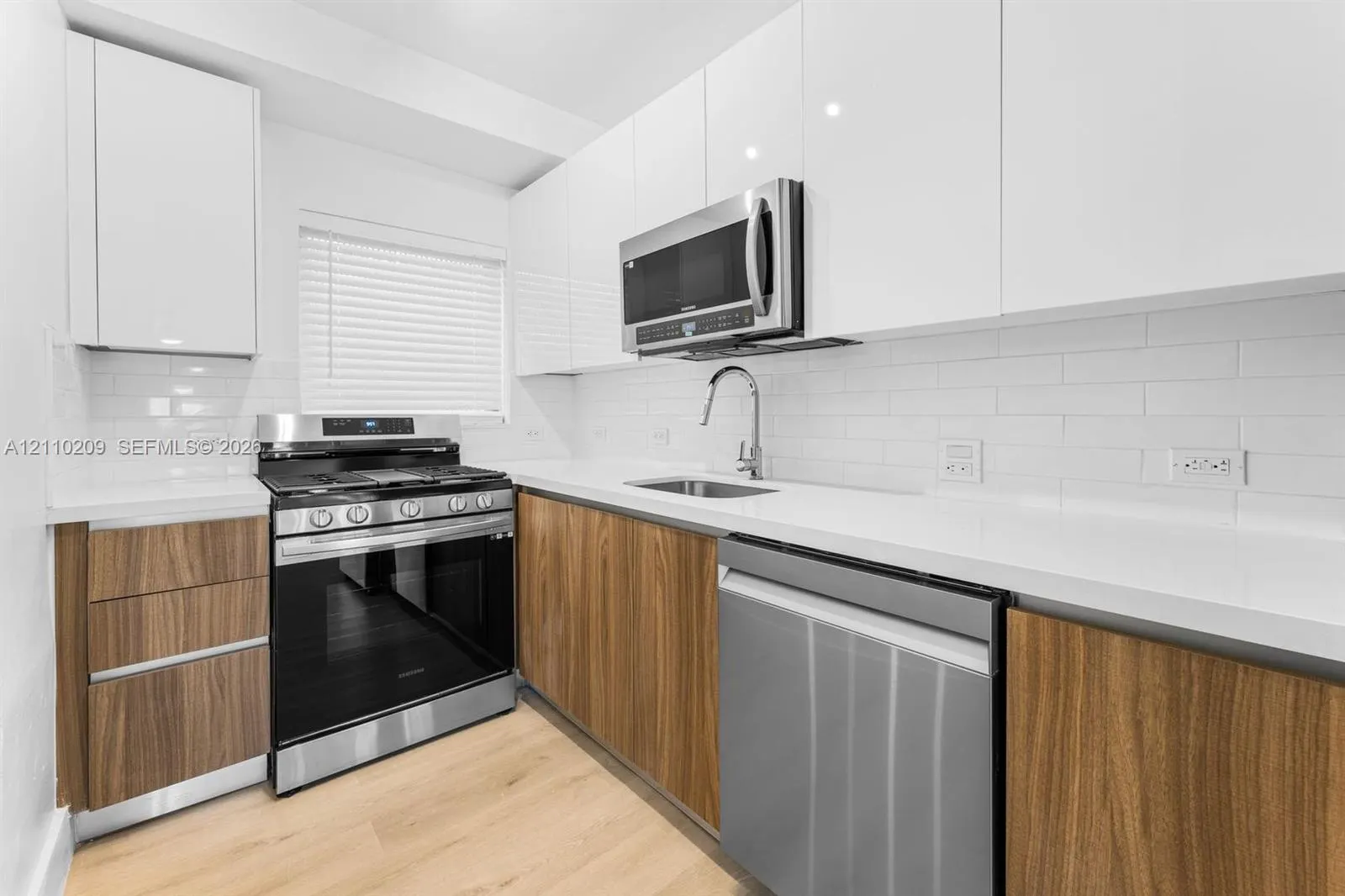 1035 9th Street #20