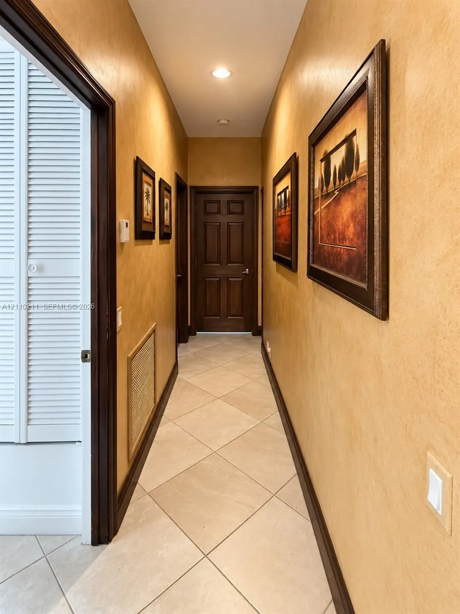 8348 NW 44th Street