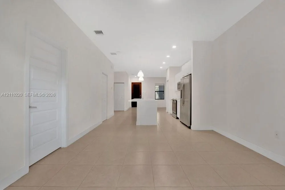 8175 NW 104th Avenue #4