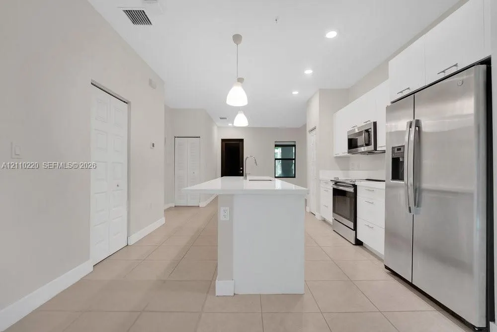 8175 NW 104th Avenue #4