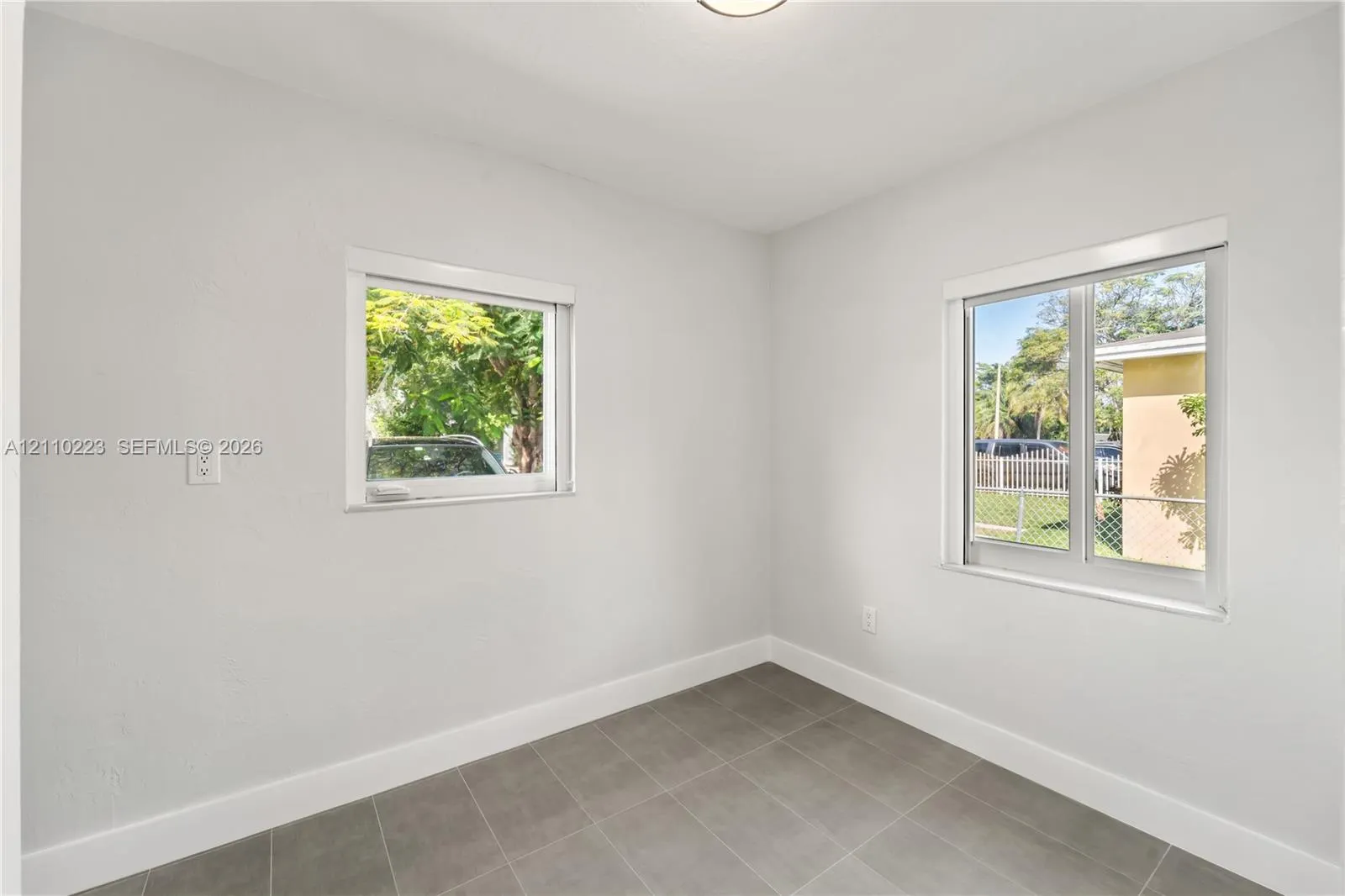 3502 SW 25th Street #Front