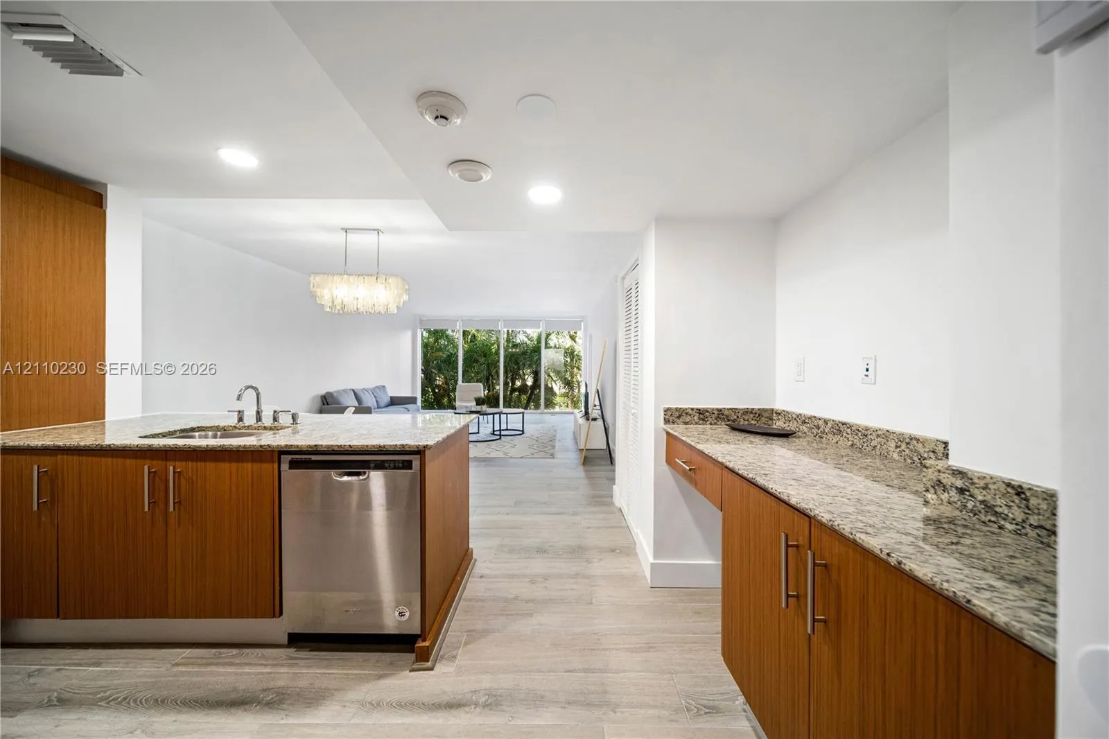 10275 Collins Avenue #224